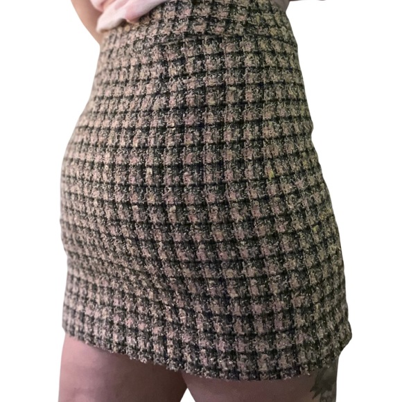 le chateau Dresses & Skirts - Le Chateau Vintage Tweed Skirt 9/10 Fits S-M